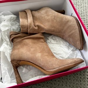 Vince Camuto Presindal Bootie Size 7M
